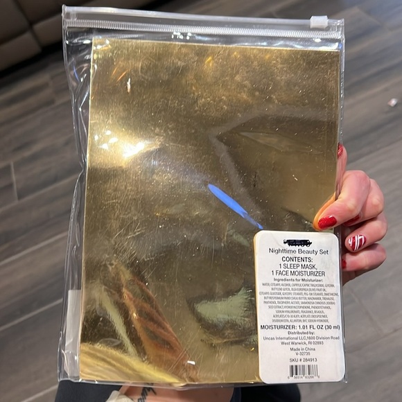 Hello Nighttime Sleep and Moisturizer Kit - Picture 3 of 4